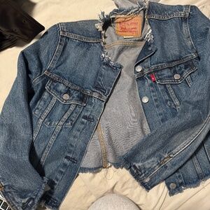 Women Altered Collarless Denim Jacket